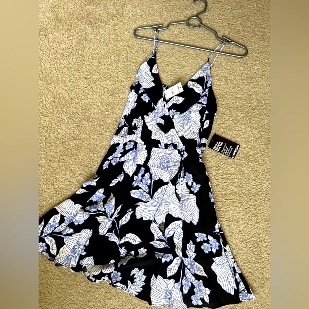 NEW WITH TAGS — Express — Sundress — size small — black, white, lavender
